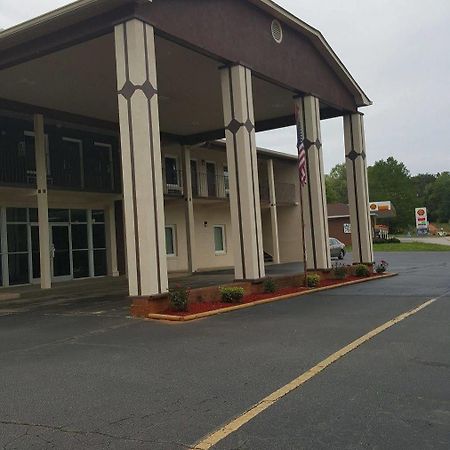 Econo Lodge Forest City Esterno foto
