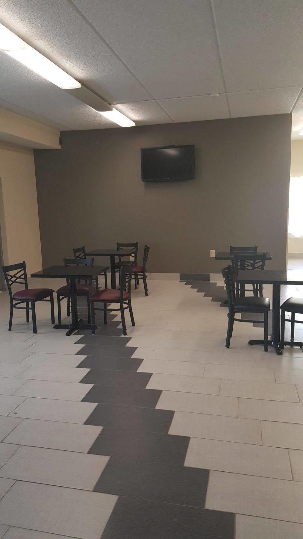 Econo Lodge Forest City Esterno foto